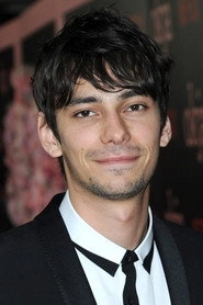 Ảnh diễn viên Devon Bostick